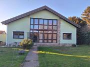 Idyllisches Einfamilienhaus in Neudorf: Garten, Loggien...