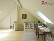 Idyllisches Haus mit Terrasse, Garten und Möblierung in...