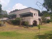 SE VENDE CASA COMO TERRENO EN FRACCIONAMIENTO JARDINES...