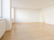 Ihr EIGENES Studio Büro Praxis Agentur inkl. Parkflächen!