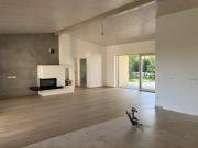 IHR EXKLUSIVES REFUGIUM AM SEE HOCHWERTIGER ERSTBEZUGS...