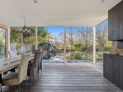 Ihr Familienparadies in naturnaher Lage mit Schwimmteich!