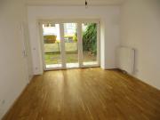 Ihr grünes Wohnzimmer: 2 Zimmer mit Terrasse und eigenem...