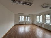 Ihr neuer Standort für Praxis oder Büro helle Räume mit...