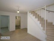 Ihr neues Zuhause: Einfamilienhaus mit Garage in...