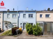Ihr neues Zuhause: Modernes Reihenhaus mit Garten Ihr neues Zuhause: Modernes Reihenhaus mit Garten