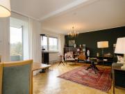 Ihr neues Zuhause: Stilvolle 3 Zimmer Wohnung mit Balkon...