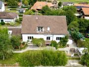 Ihr Paradies im Grünen: Zweifamilienhaus mit Alpenblick...