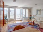 Ihr Pied à Terre am Checkpoint Charlie mit Loggia, 24h...