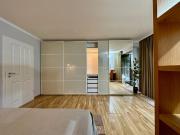 Ihr ruhiges grünes Zuhause im gehobenen Stadtteil...