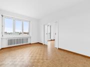 IHR ZUHAUSE IN UNMITTELBARER NÄHE ZUM BAHNHOF UND ZUR...