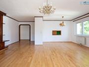 IHRE GERÄUMIGE und HELLE 4 ZIMMERWOHNUNG AUF DER HOHEN...