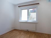 IHRE GERÄUMIGE und HELLE 4 ZIMMERWOHNUNG AUF DER HOHEN...