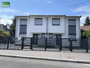 IHRE SUCHE HAT EIN ENDE: Charmantes Haus aus 2020 in...