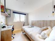 Ilderton Road Studio to rent £1,752 pcm £404 pw