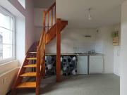 ILE DE NANTES / RÉPUBLIQUE T1 BIS EN DUPLEX 22 M² LIBRE...