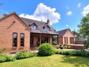 Ilett House, Alton, 5 Bedroom Detached