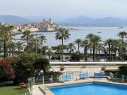 ILETTE RARE DERNIER ETAGE TROIS PIECES