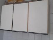 Ilha 2 dormitórios, dependência, 3 banheiros. Mobiliado