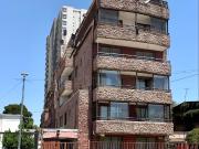 Iluminado y excelente vista, remodelado, Departamento 2...