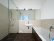 Im Dachgeschoßausbau: 3 Zimmerwohnung mit Balkon in U...