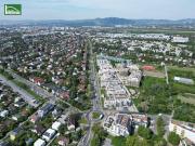 Im Grünen mit guter Anbindung an die Innenstadt – hier...