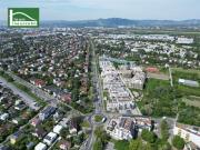 Im Grünen mit guter Anbindung an die Innenstadt – hier...