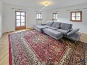 ANIF: Hausetage mit großer Terrasse, im Süden von Salzburg