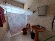 Imóvel Comercial e Residencial com 4 dormitórios à...