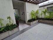 Imóvel para aluguel com 45M² com uma suíte e uma vaga...