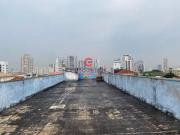 Imóvel para aluguel com 545 metros quadrados em Quarta...