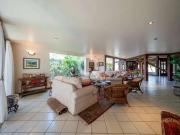 ImÃ³vel para aluguel e venda possui 456 metros quadrados...