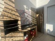 Imóvel para aluguel possui 200 metros quadrados com 3... Imóvel para aluguel possui 200 metros quadrados com 3...