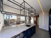 ImÃ³vel para aluguel possui 242 metros quadrados com 3...