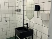 Imóvel para aluguel possui 28 metros quadrados com 1...