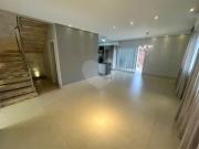 Imóvel para aluguel possui 300 metros quadrados com 3...