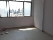 Imóvel para aluguel possui 30 metros quadrados com 1...