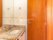 Imóvel para aluguel possui 63 metros quadrados com 2...