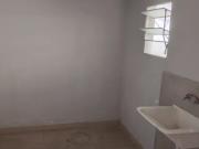 Imóvel para aluguel possui 70 metros quadrados com 2...