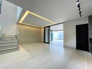 ImÃ³vel para aluguel tem 225 metros quadrados com 3...