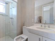 ImÃ³vel para venda tem 194 metros quadrados com 4...