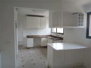 Imóvel para venda tem 251 metros quadrados com 4 quartos...