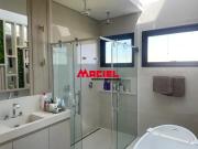 ImÃ³vel para venda tem 394 metros quadrados com 4 quartos