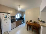 ImÃ³vel PRÃXIMO A UFSC para venda tem 111 mÂ² com 3...