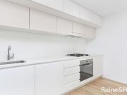 Immaculate 1 Bed + Study!