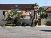 immaculate 2 bedroom apartment on th.