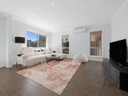 Immaculate 2 Bedroom Townhouse in Craigieburn