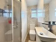 Immaculate 3 4 Bedroom Home in E17