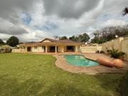 immaculate 3 bedroom home in ideal l.