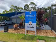 Immaculate 4BR Family Haven in Ormeau